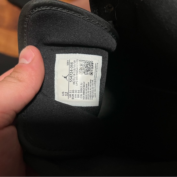 AJ one mid - Picture 7 of 15